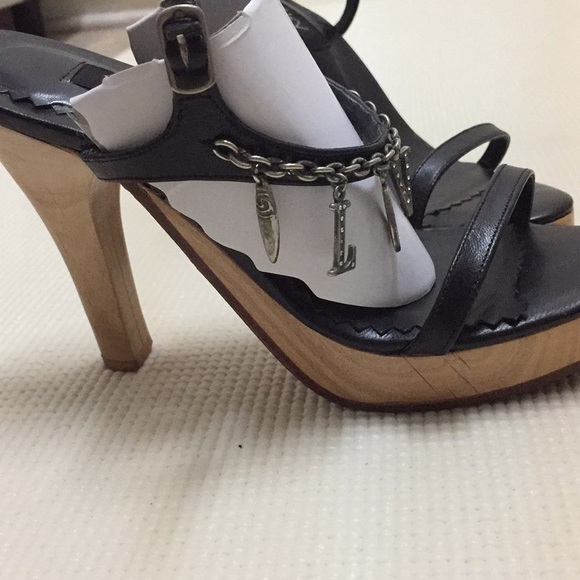 Sky Platform Sandals Size 6, very good condition. - Picture 2 of 8